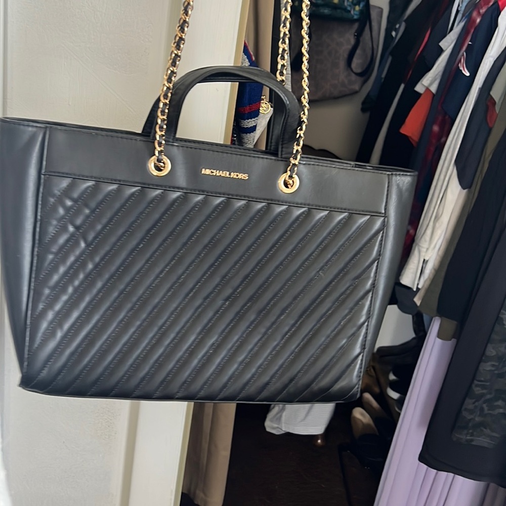 Michael Kors purse
